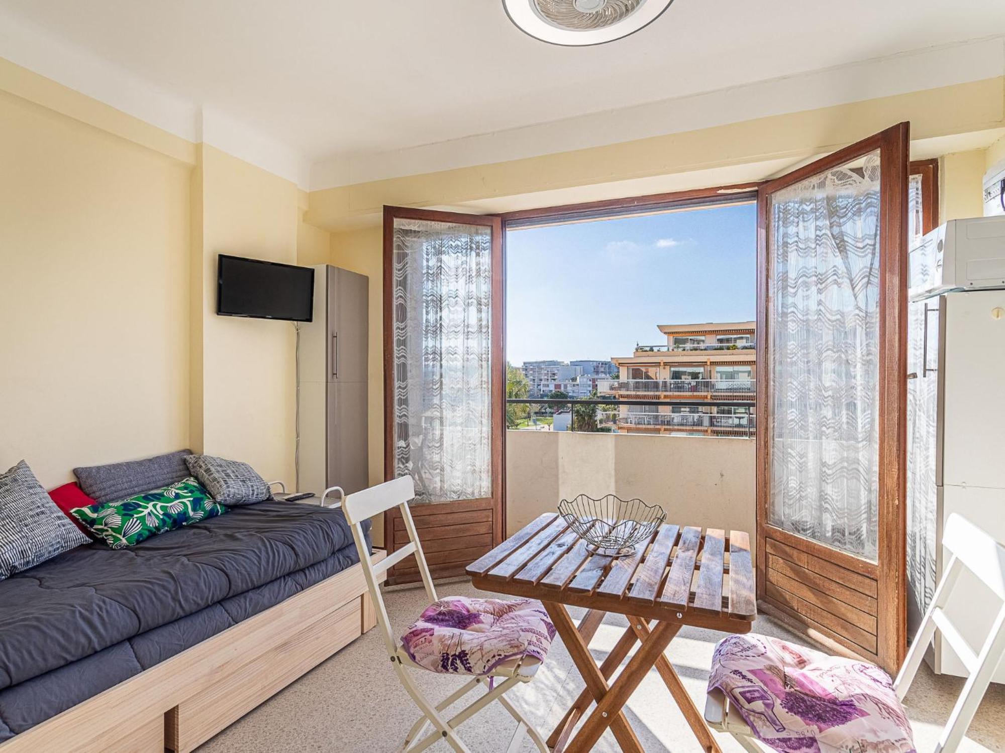 Studio Le Grand Large-4 By Interhome Le Lavandou Exteriér fotografie